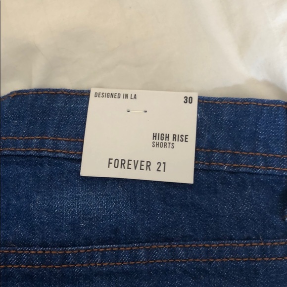 Jean shorts - Picture 2 of 3